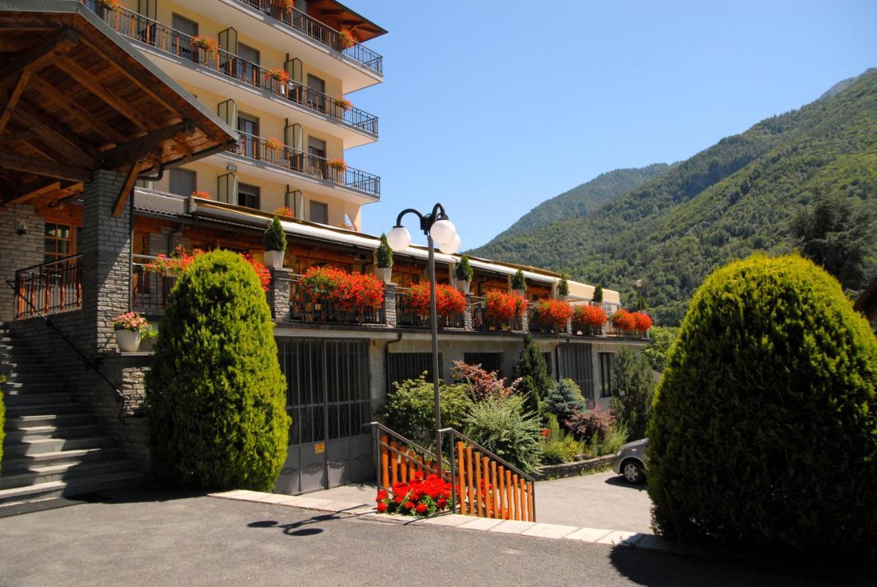 Hotel Monte Nebin Sampeire Extérieur photo