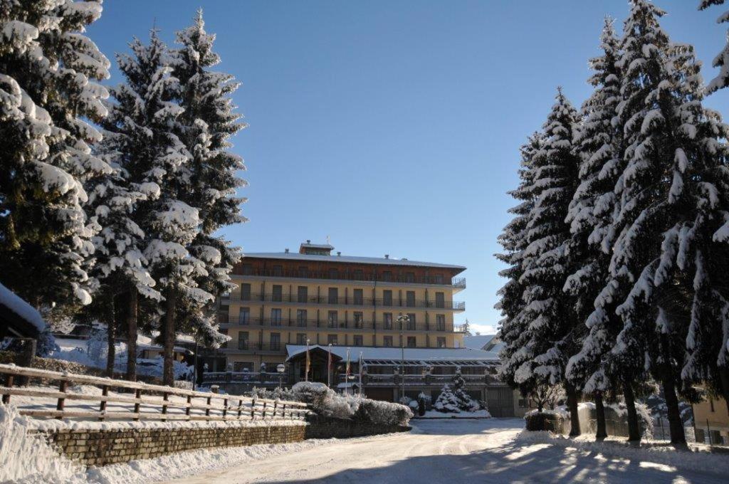Hotel Monte Nebin Sampeire Extérieur photo